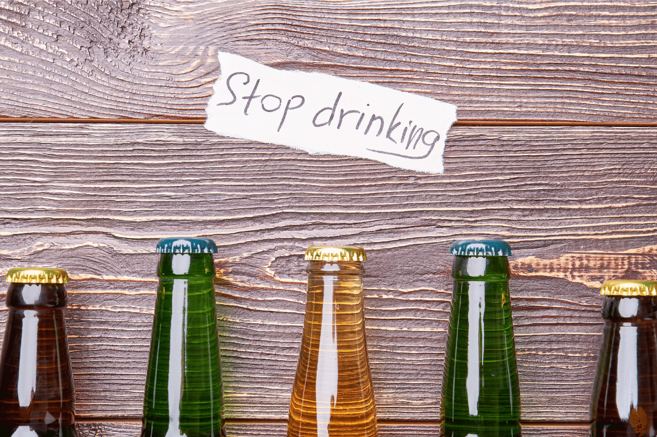 Pitkäaikaisen alkoholin käytön lopettaminen